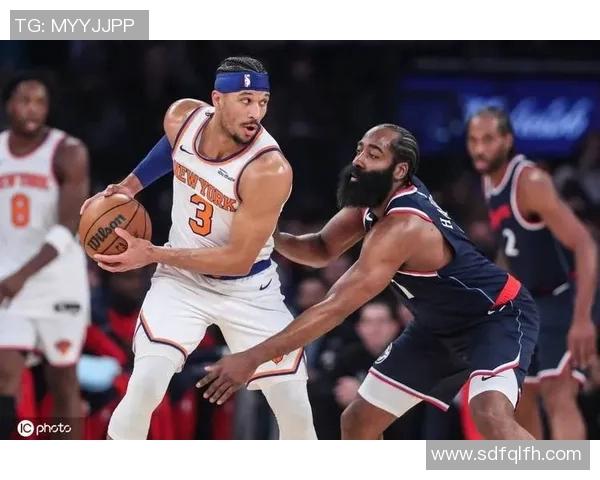 哈登贡献27分9助攻伦纳德添21分快船客场轻取老鹰展现强大实力